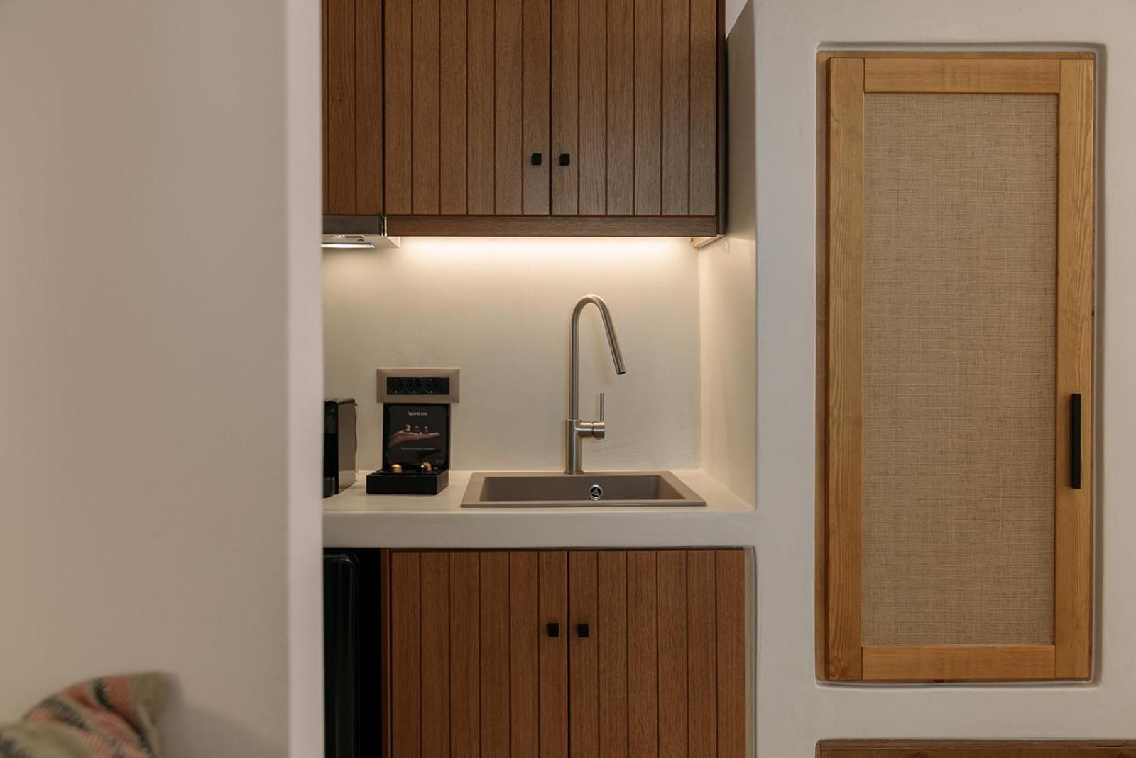 "Makava Suites" Your Luxe Urban Sanctuary Naxos City Экстерьер фото